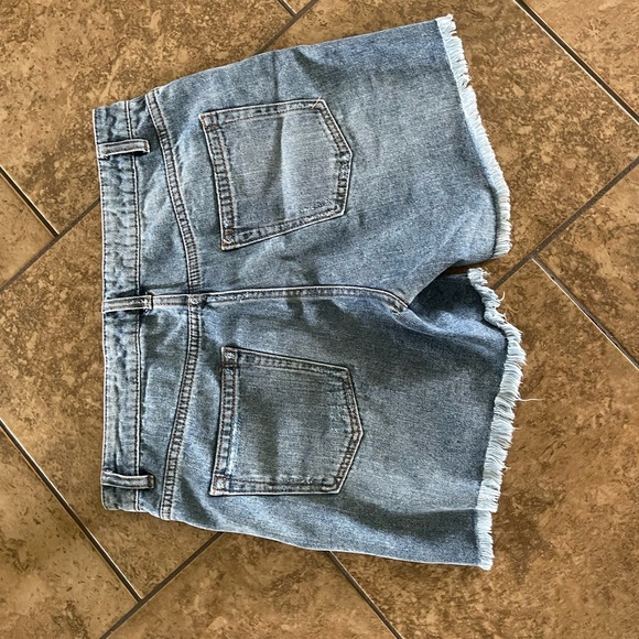 womens size 6 wild fable denim shorts - Picture 6 of 10